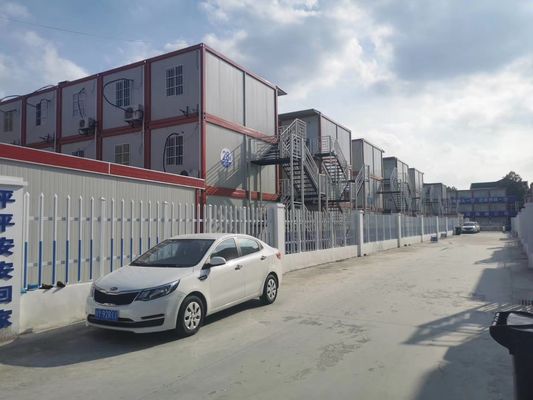 भूकंपीय विरोधी पोर्टेबल साइट कार्यालय कंटेनर फ्लैट पैक केबिन 20 फीट 40 फीट